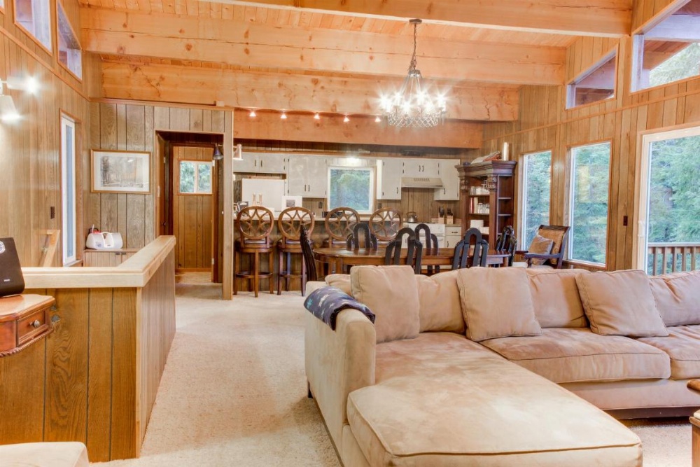 Chamberlands Cabin Image 11